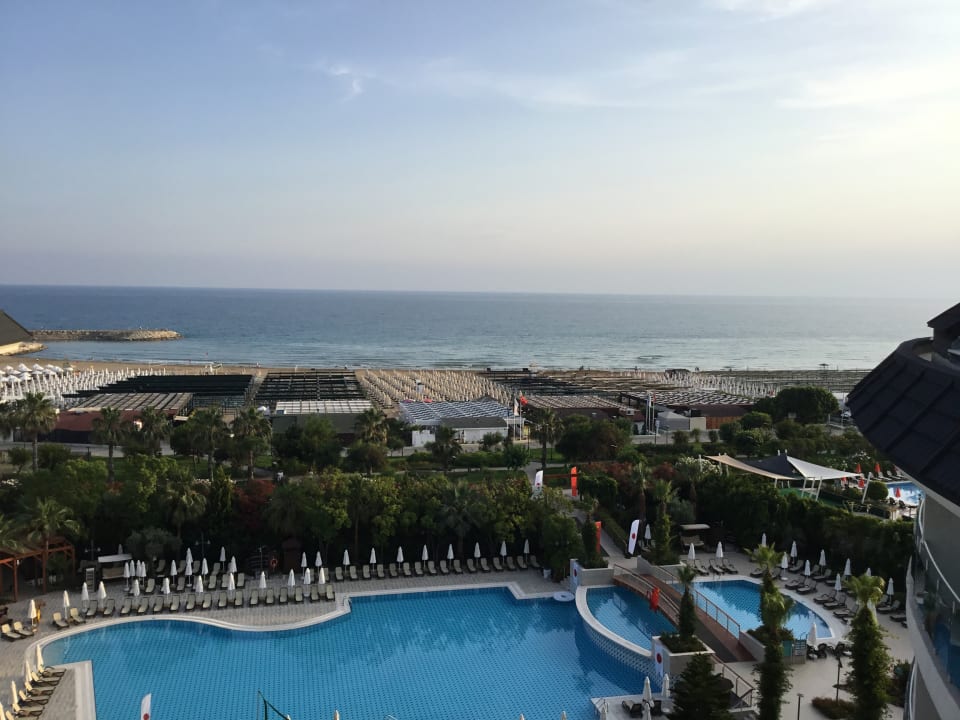 Ausblick Commodore Elite Suites & Spa - Adults only