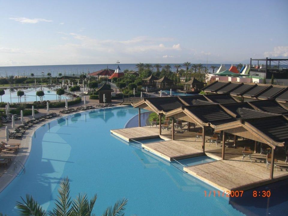 Poolbar mit Pool Limak Lara Deluxe Hotel & Resort