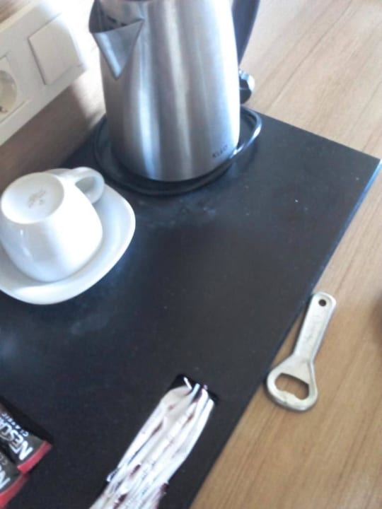 Schmutzig 3 Hotel Delphin Imperial