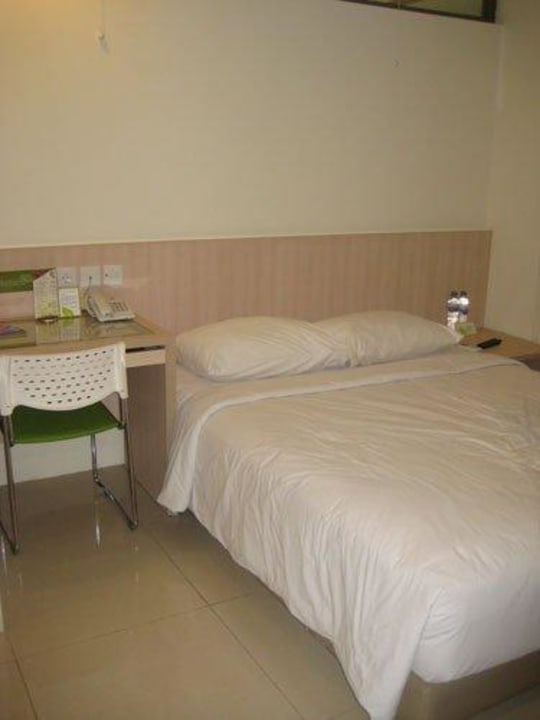 #010 Grandmas Plus Hotel Seminyak