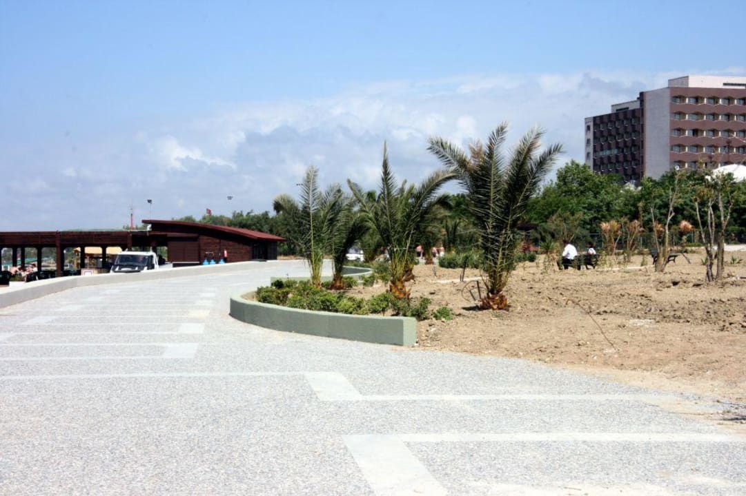 Strand Grand Seker Hotel