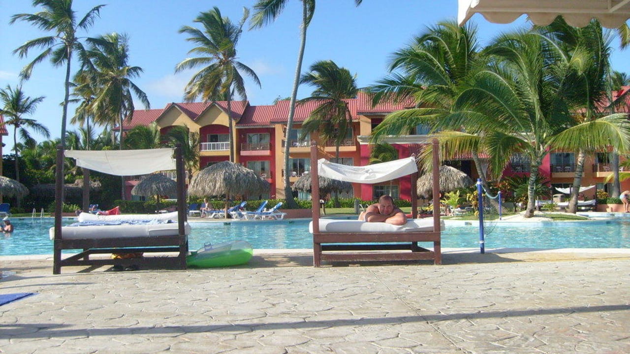 Poolbetten Punta Cana Princess All Suites Resort & Spa