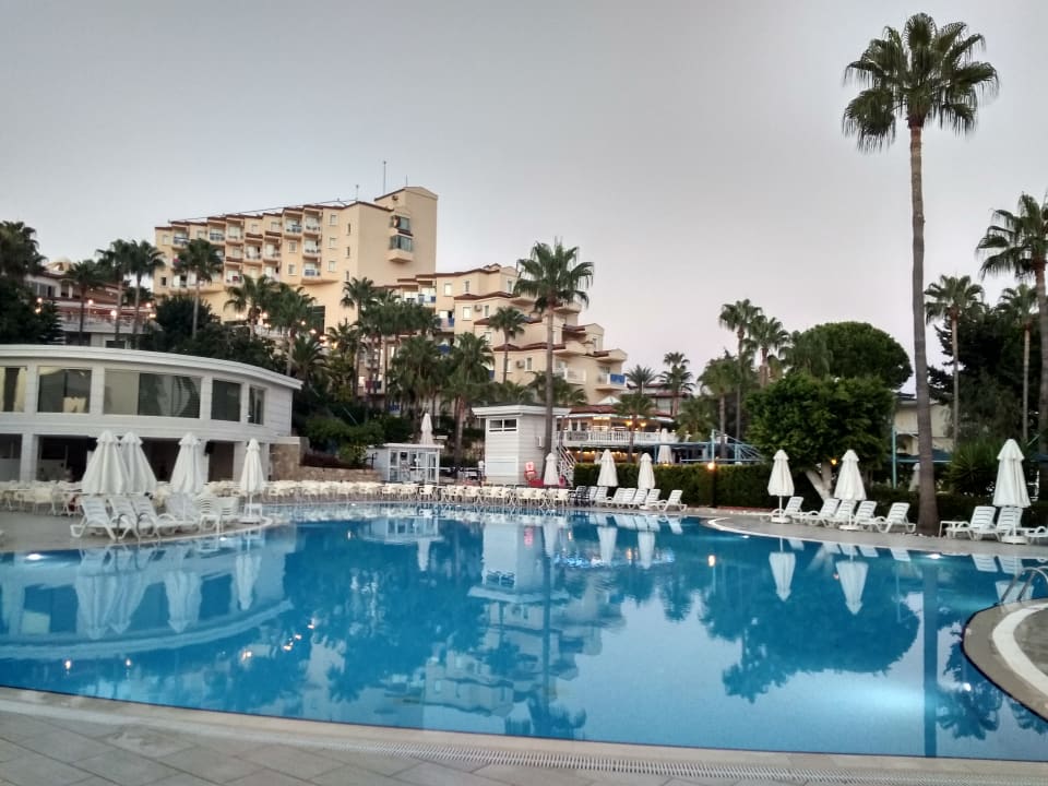 Pool Iz Flower Side Beach Hotel