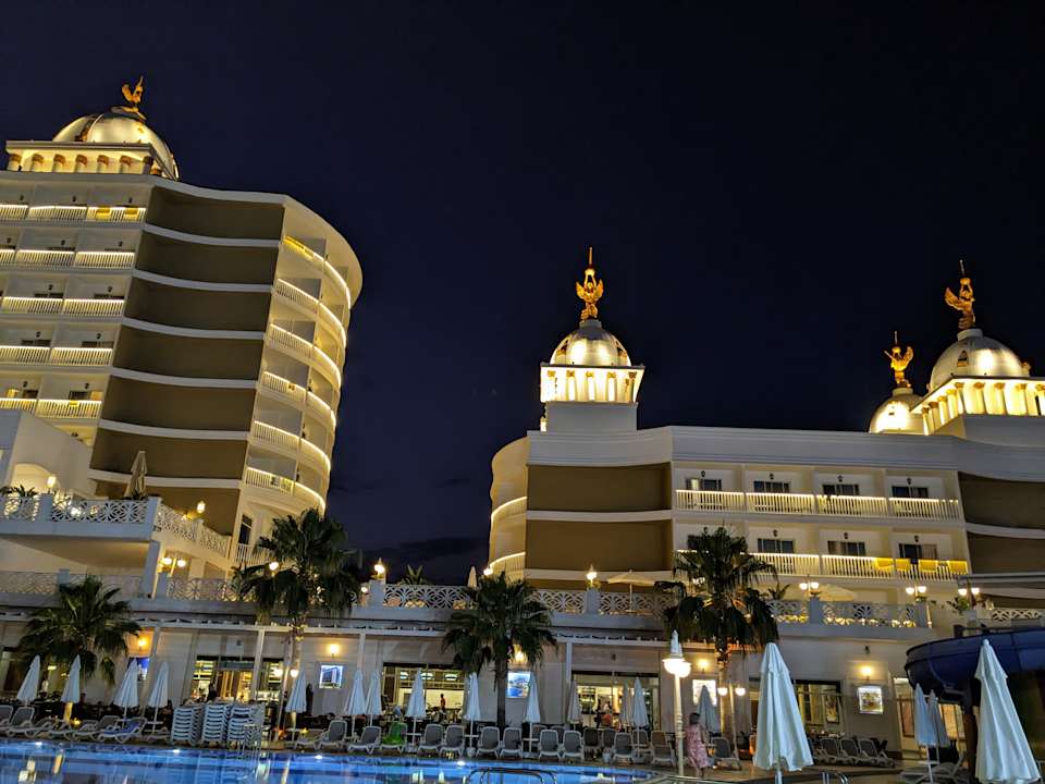 Außenansicht Oz Hotels Sui Resort