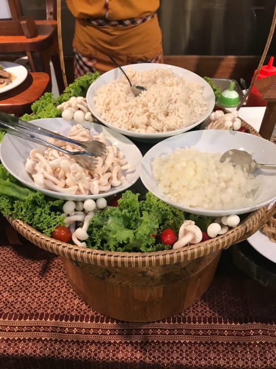 Leckeres Essen und immer schön präsentiert Santhiya Koh Phangan Resort & Spa