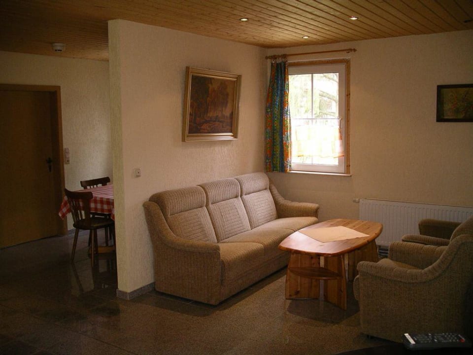 Wohn und Esszimmer Haus Nr.6 Hotel Ferienpark Merkelbach