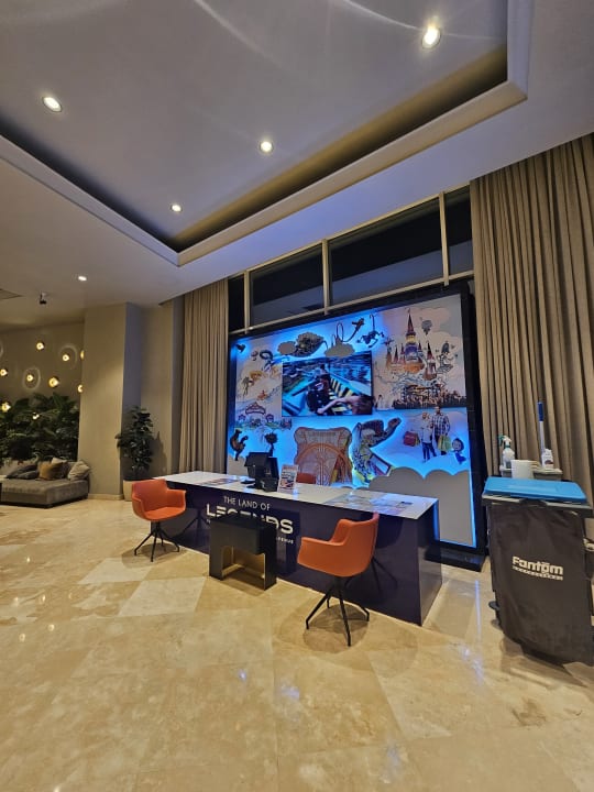 Lobby Rixos Park Belek - The Land of Legends Access