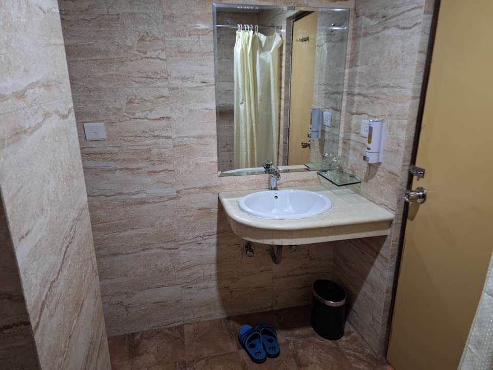 Zimmer Hotel Mirage Regency