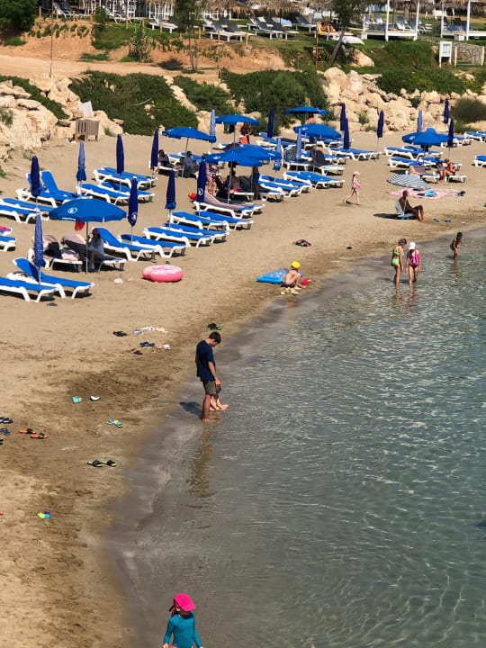 Strand Crystal Springs Beach Hotel