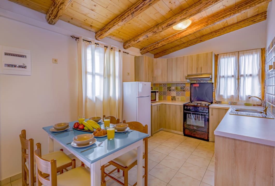 Zimmer Athousakis Village