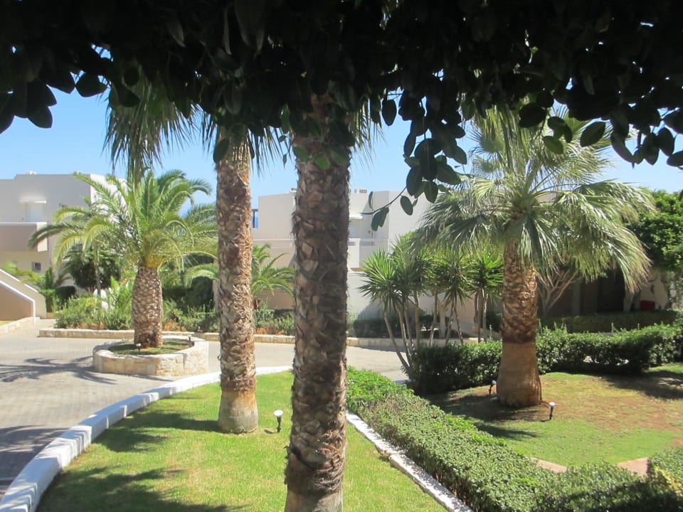 GHR 2014 Grand Hotel Holiday Resort