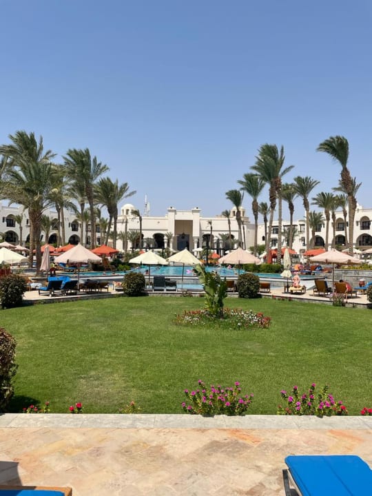 Außenansicht Pickalbatros Palace Hotel-Port Ghalib