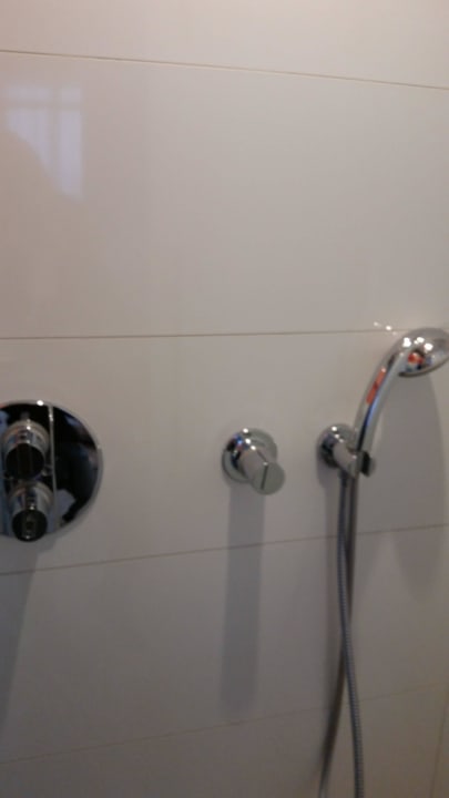 Duschamaturen Van der Valk Hotel A4 Schiphol