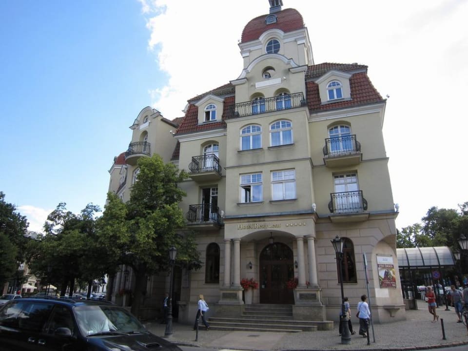 Road view Hotel Rezydent Sopot MGallery Hotel Collection