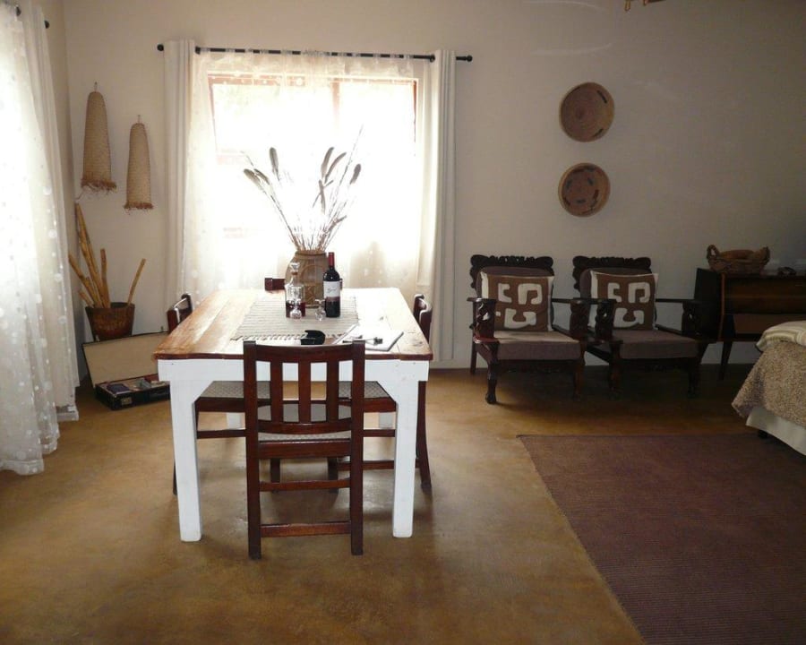 Porcupine-Cottage - Essbereich Hotel The Green Tree Guest Cottages