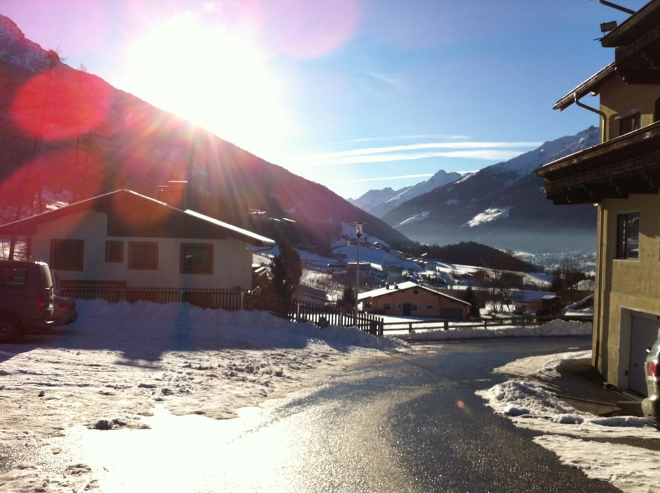 Blick vom Parkplatz Hotel Wiesenhof