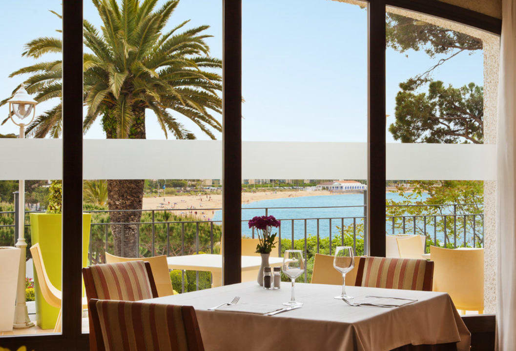 Restaurante  Ilunion Caleta Park