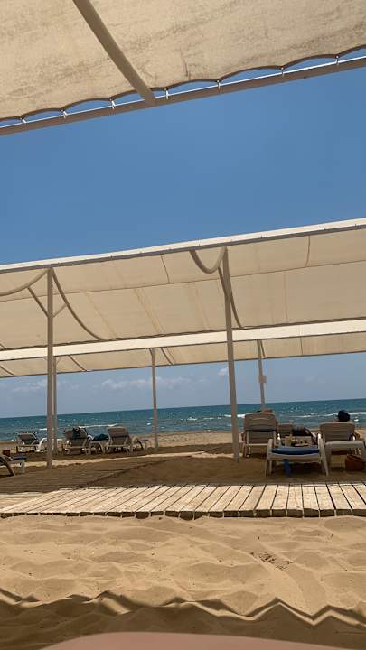Strand Luna Blanca Resort & Spa