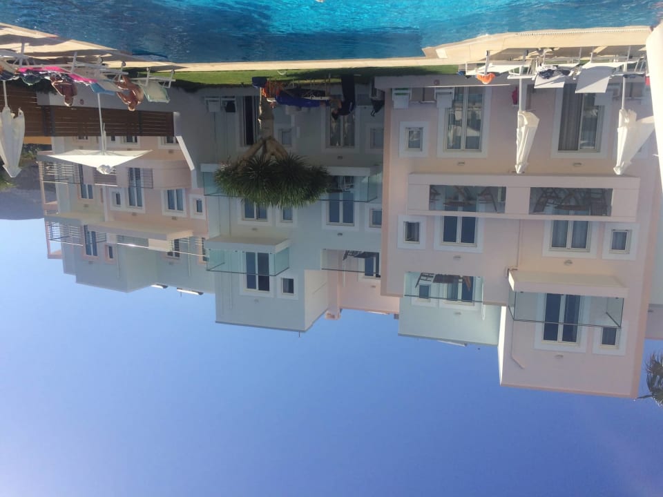 Außenansicht Hotel Akrogiali / Acrogiali