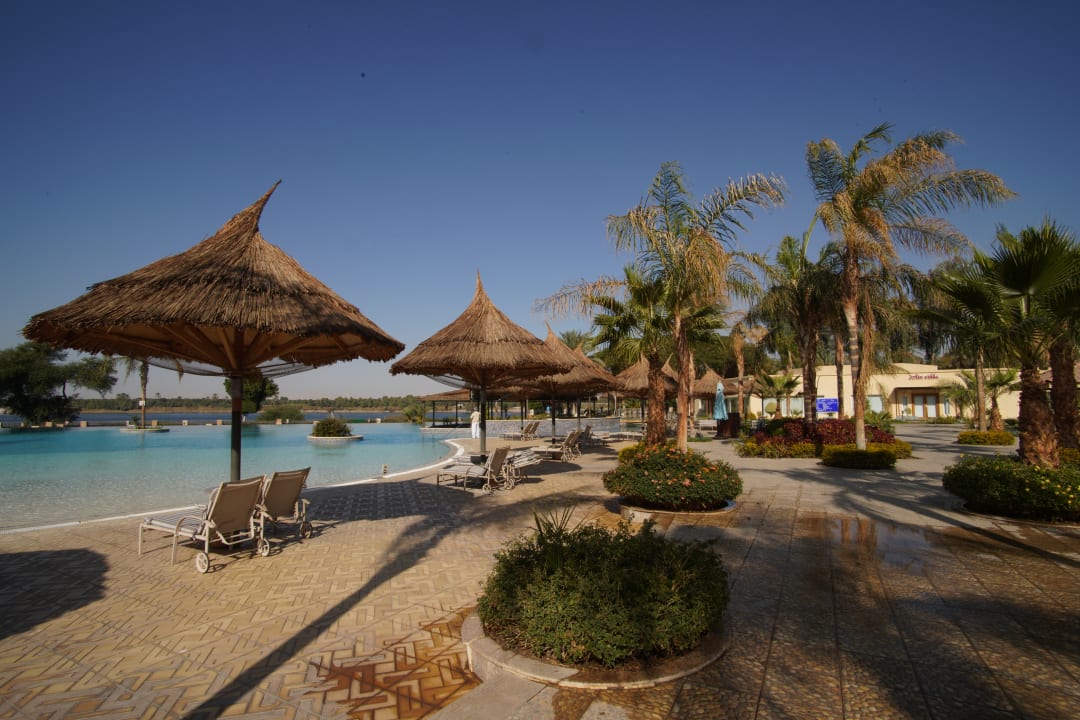 Pool Jolie Ville Kings Island Luxor