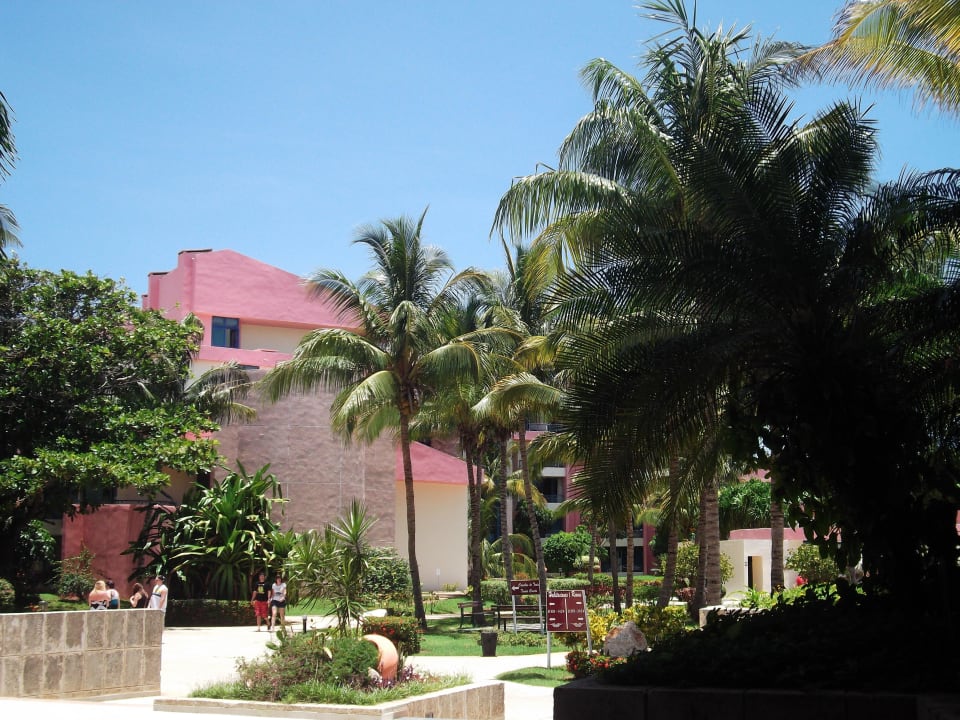 Blick von der Lobby in den Garten Muthu Playa Varadero