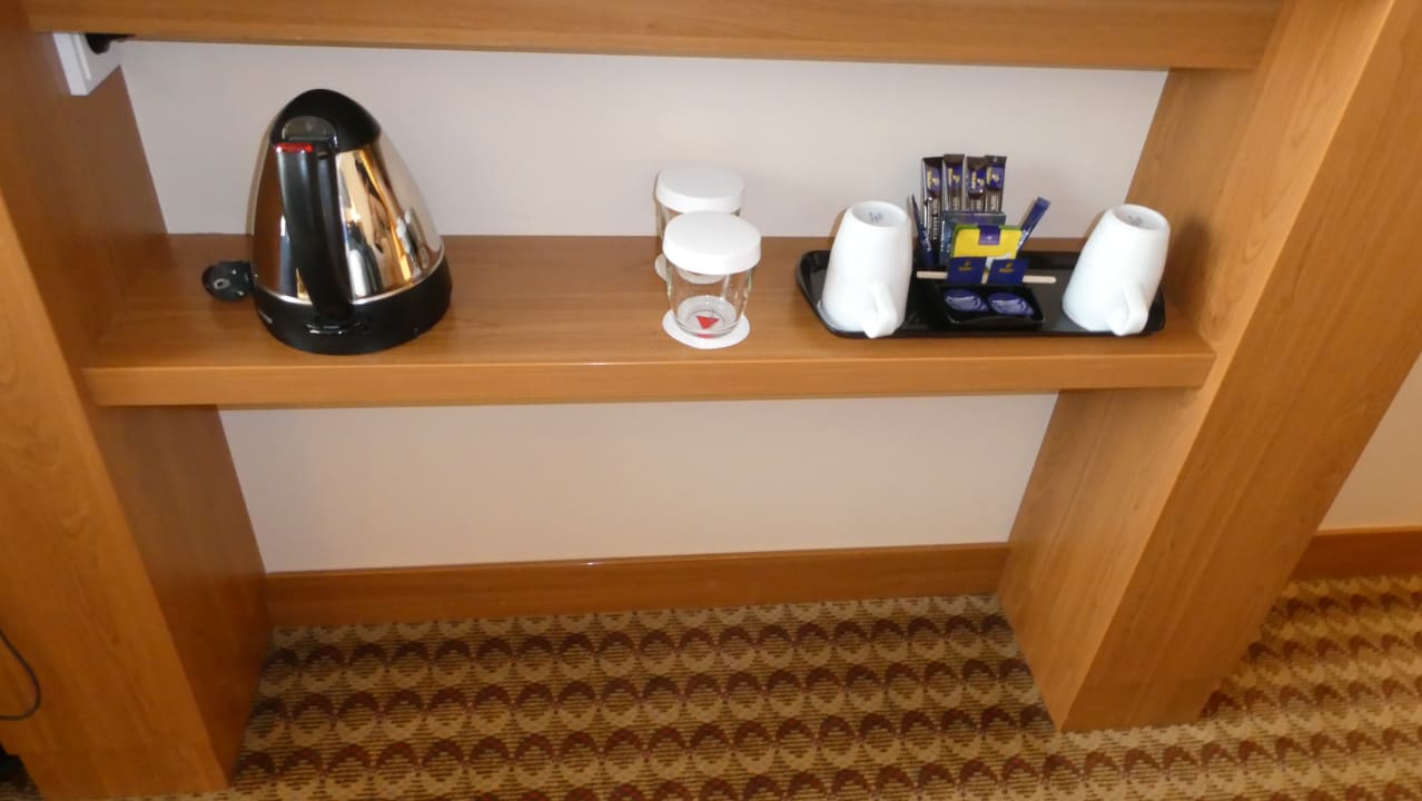 Zimmer Hampton by Hilton Berlin City West