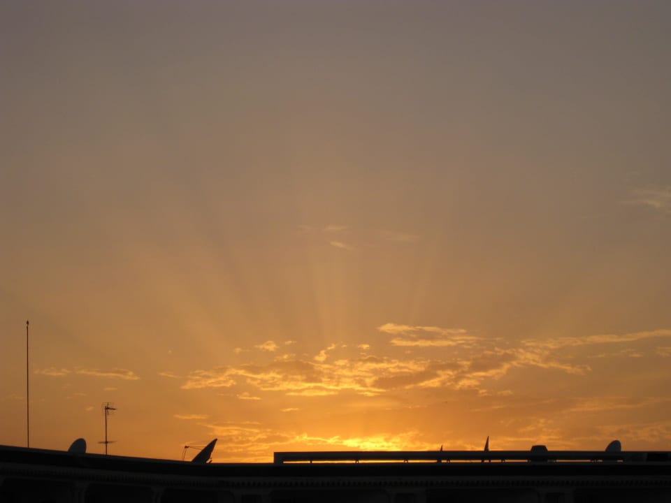 Abendglühen Hotel El Mouradi Palm Marina