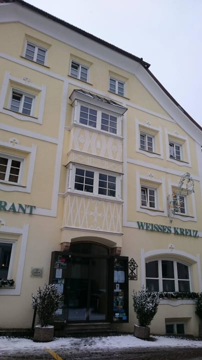Haupteingang Hotel Weisses Kreuz