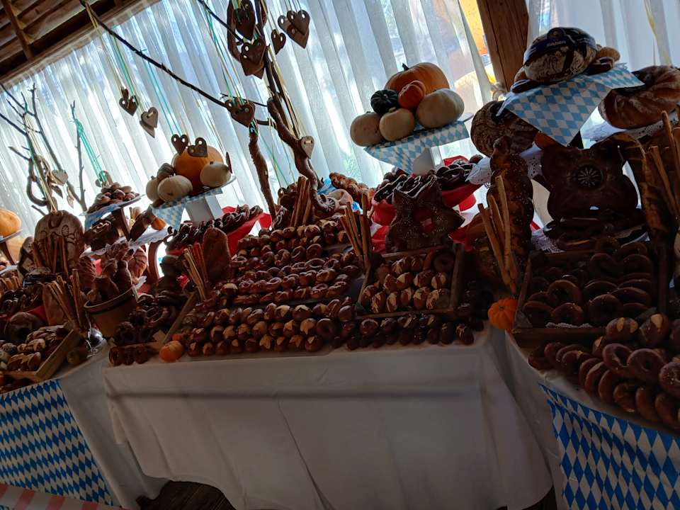 Gastro Side Royal Palace Hotel & Spa