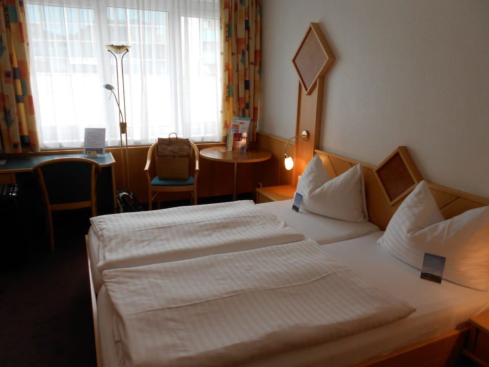 Zum Innenhof Stadtoase Kolping Hotel