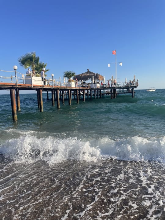 Strand Wyndham Garden Lara