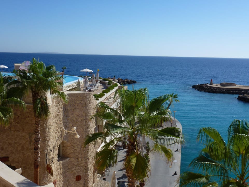 Infinity Pool / Marina Pickalbatros Citadel Resort