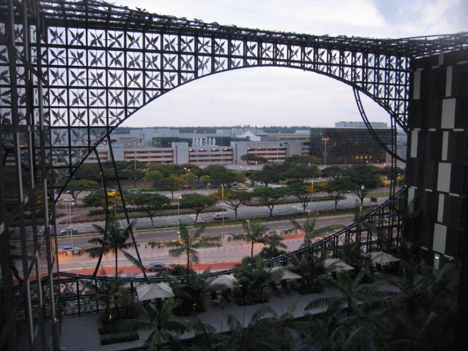 Aussicht auf den Flughafen Hotel Crowne Plaza Changi Airport