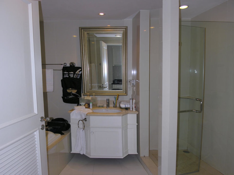 Bad Hotel Centre Point Plus Silom
