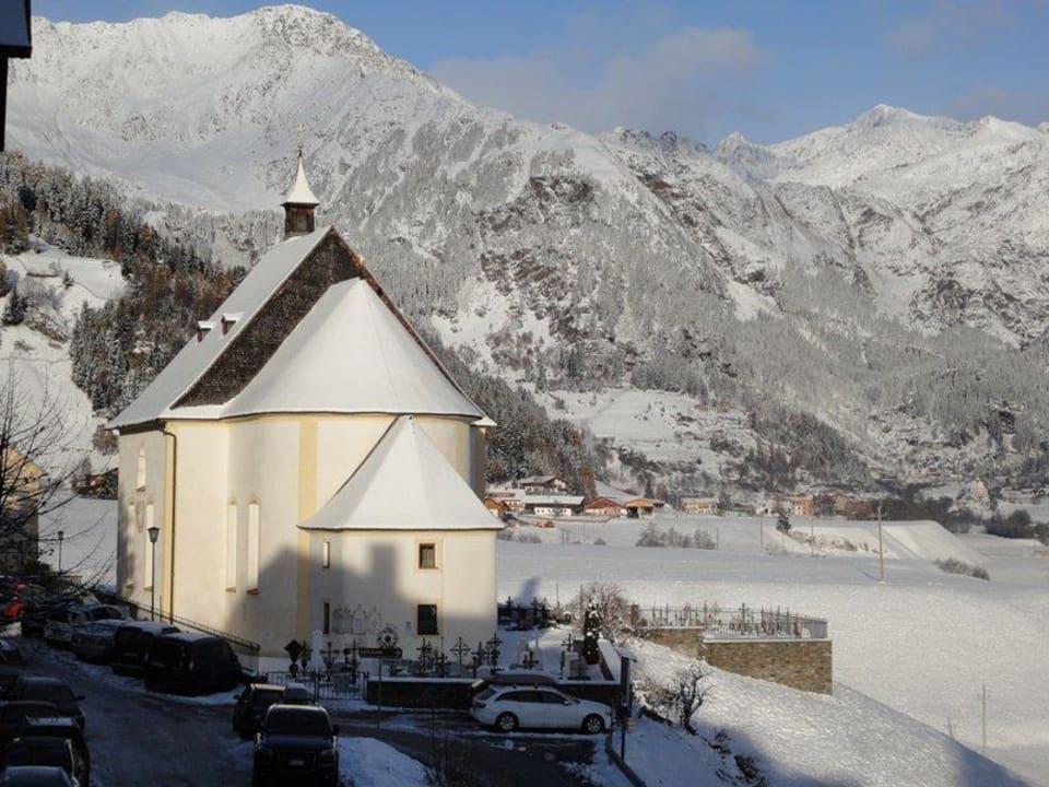 Winterlandschaft mit Kirche Sonklarhof
