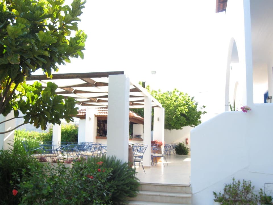 Vorderansicht Hotel Lindos Sun