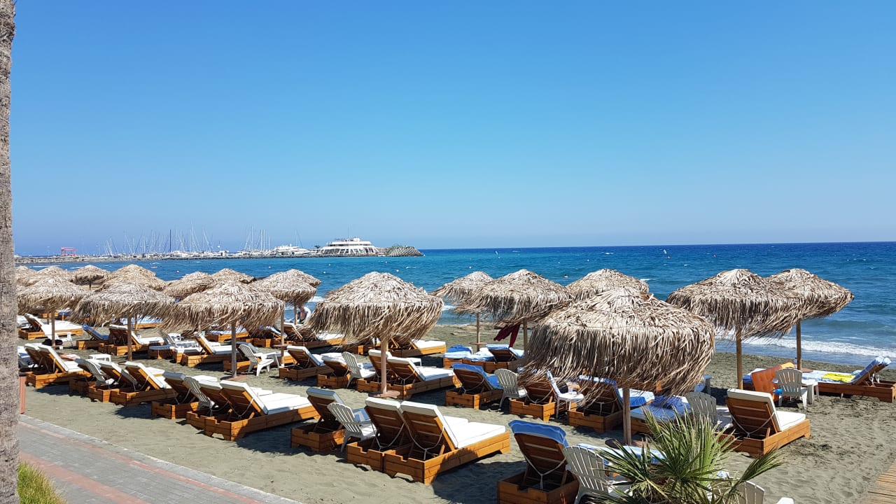 Strand The GrandResort By Leonardo Hotels