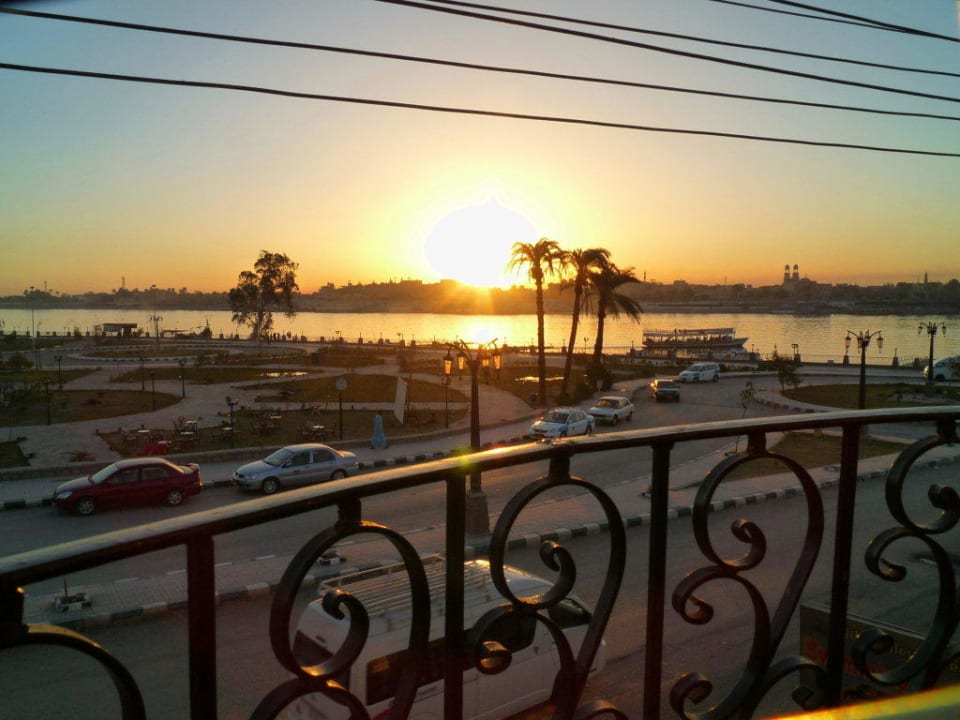 Sonnenaufgang 6 Uhr Hotel Nile Valley