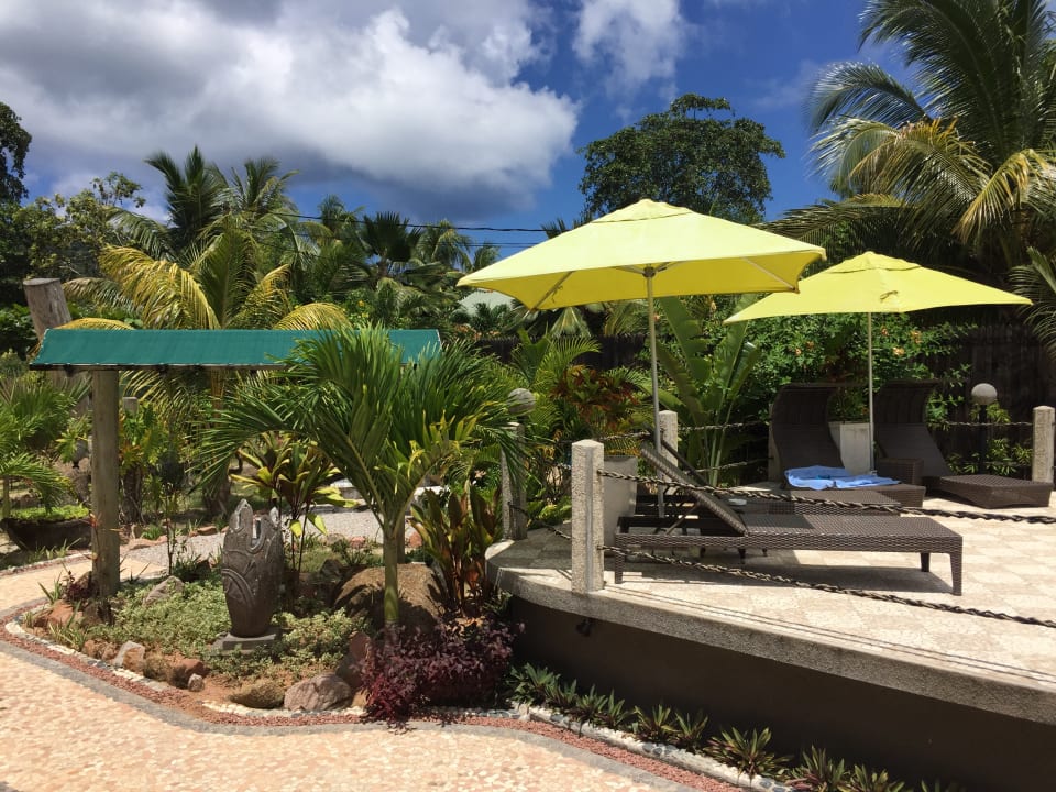 Gartenanlage Guesthouse Cabanes des Anges