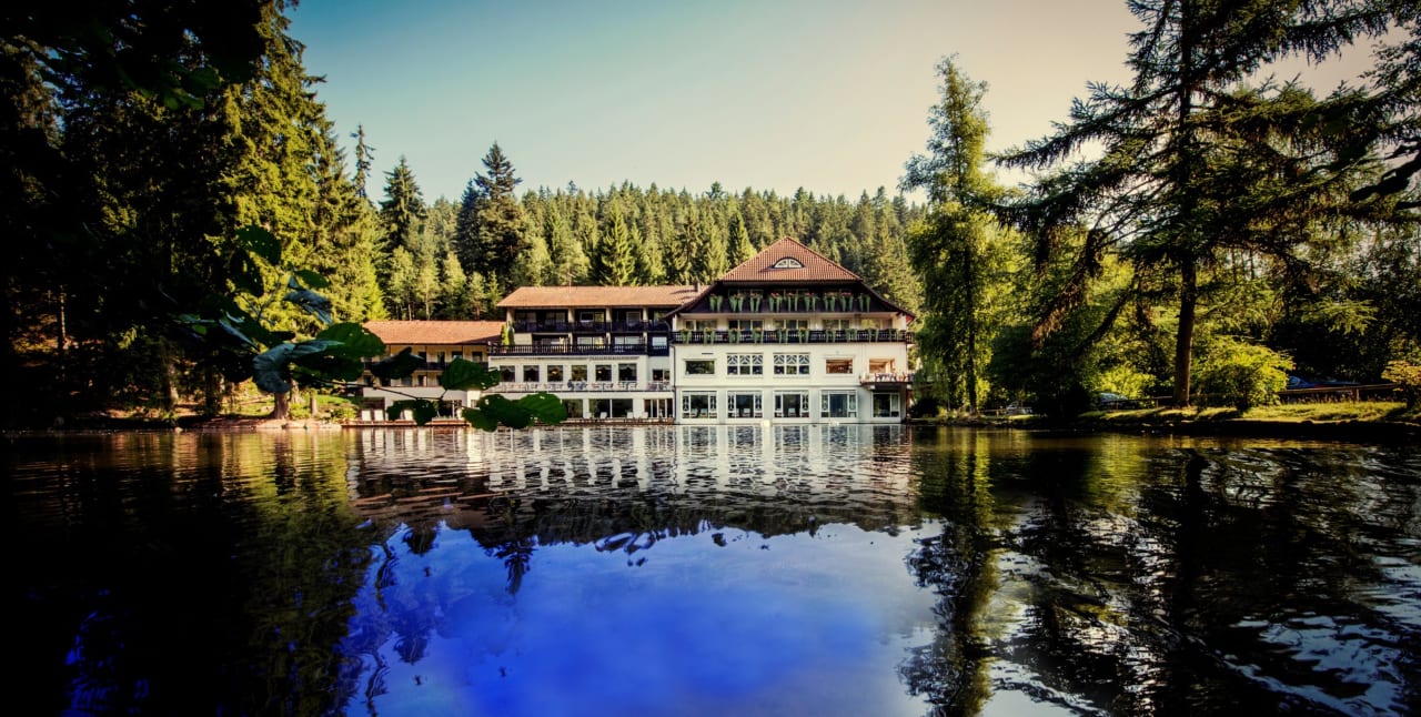 Außenansicht Hotel Langenwaldsee