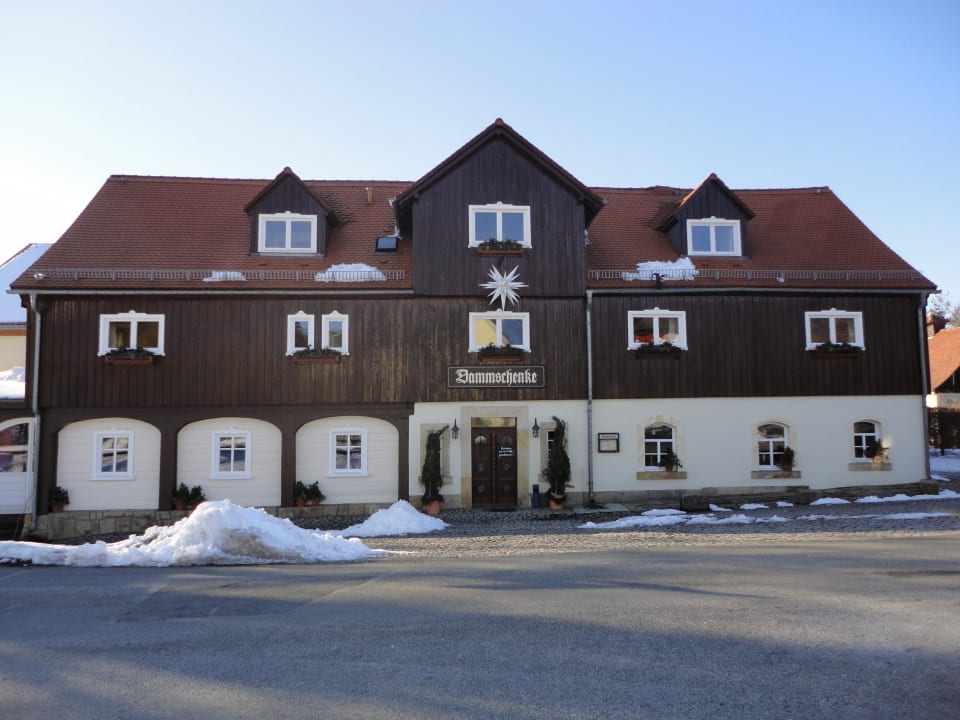 Hauptansicht Gasthof & Hotel Dammschenke