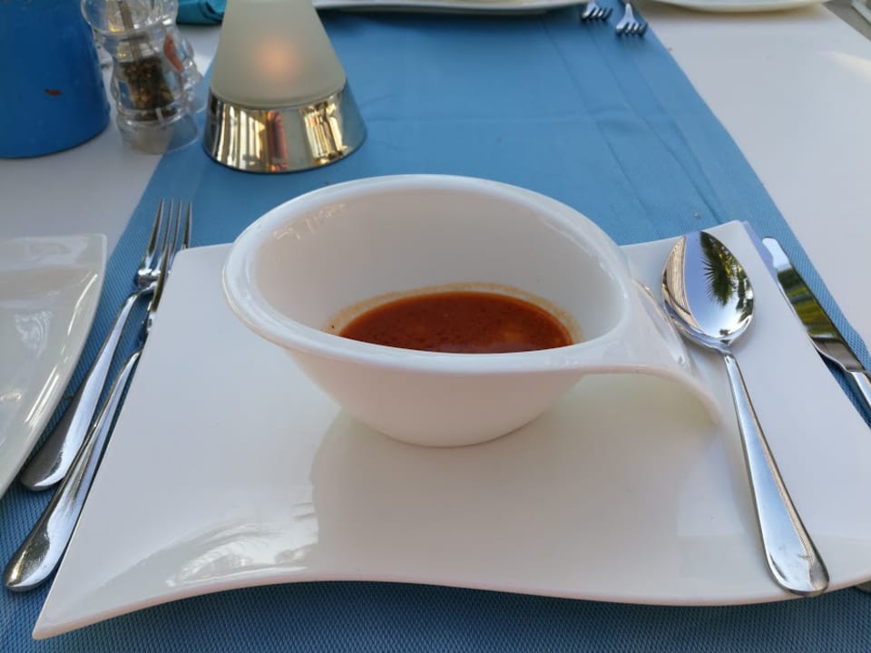 Restaurant Acanthus Cennet Barut Collection