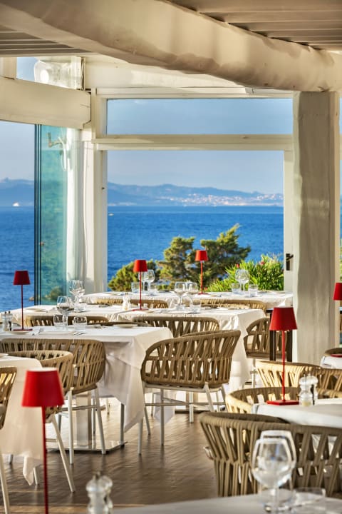 Gastro Hotel La Rocca Resort & Spa