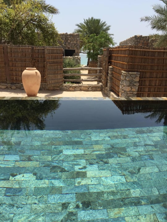 Blick vom Privatpool in 2. Reihe auf's Meer Six Senses Spa At Zighy Bay