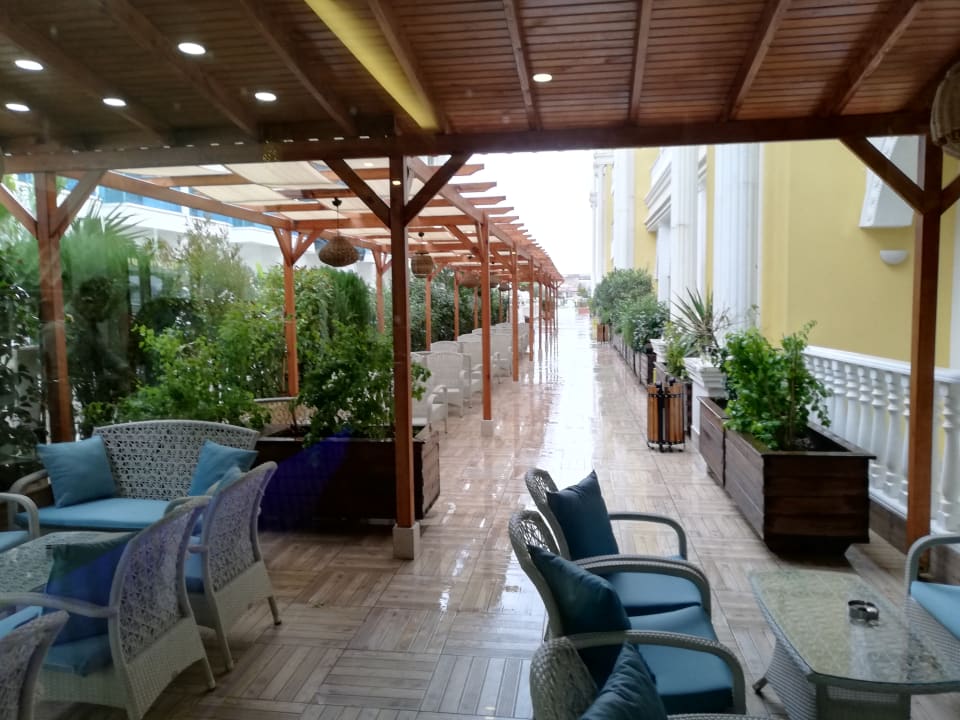 Gastro Dream World Resort & Spa