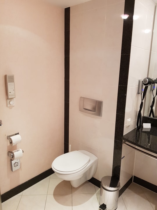 Zimmer NH Danube City