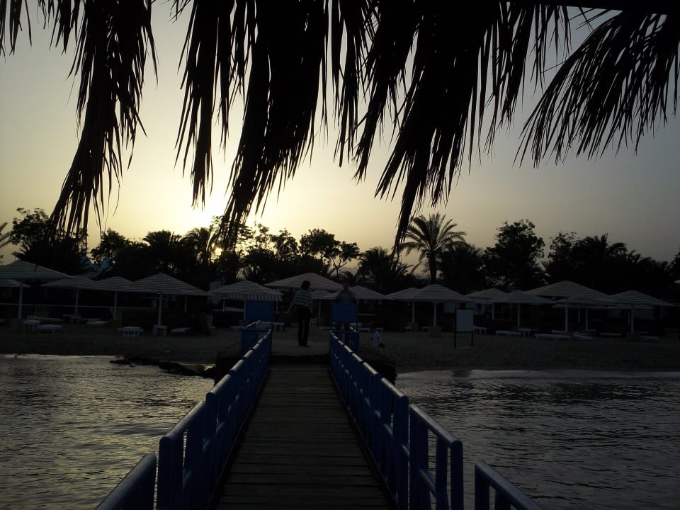 Strand Menaville Safaga