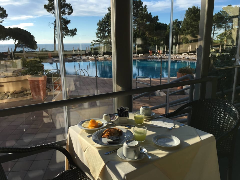 Wintergarten mit Frühstück PortoBay Falésia