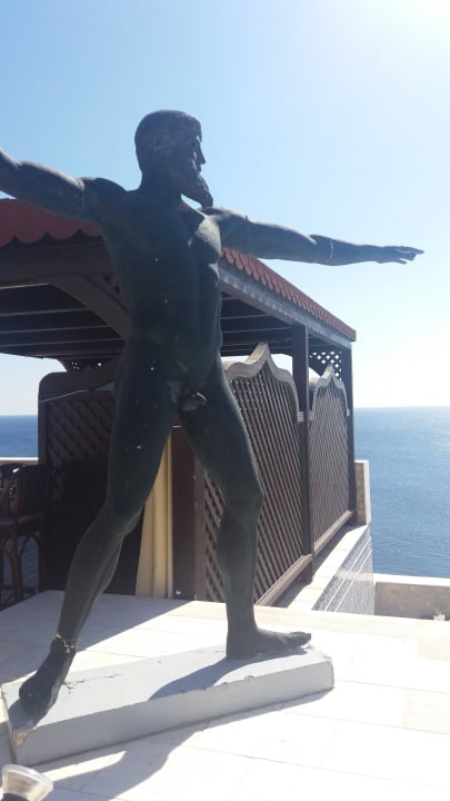 Poseidon an der gleichnamigen Bar Hotel Kalithea Horizon Royal