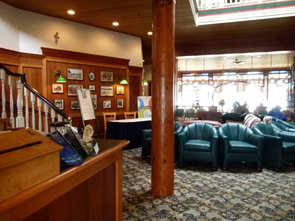 Eingangsbereich Hotel Painter's Lodge